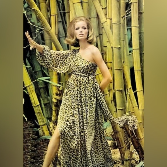 100% Authentic Bebe SILK Leopard Print Blouse Stretch XS Cheetah - Picture 12 of 15